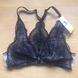 Wacoal b.tempted bra NWT